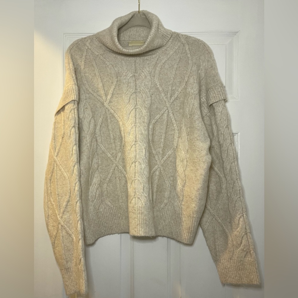 NWOT Elie Tahari Oversized Chunky Knit Turtleneck Sweater Size Large